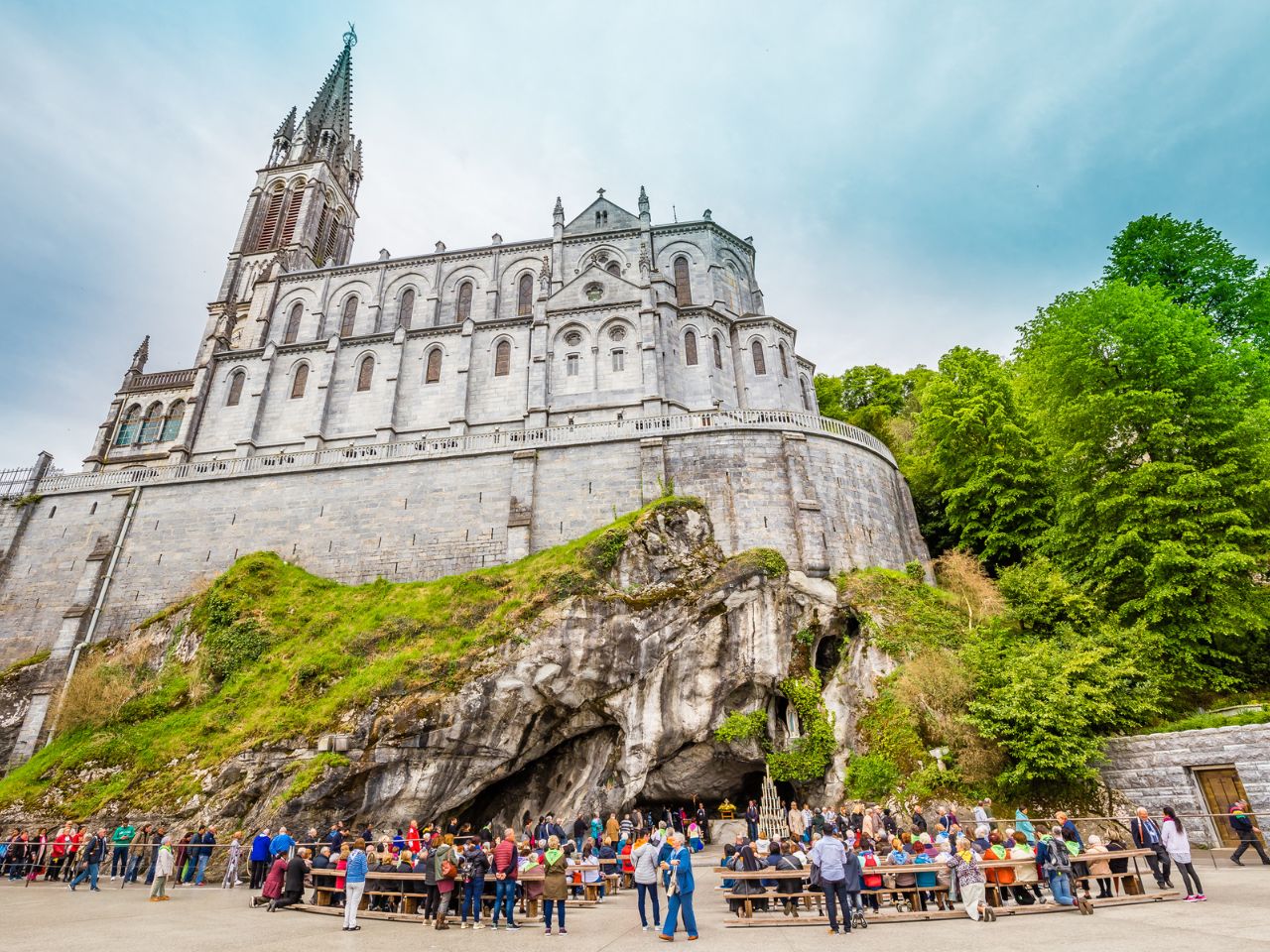 Lourdes