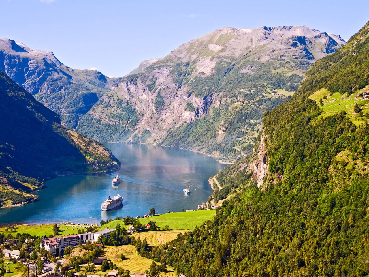 Fiord Geirangerfjord z UNESCO